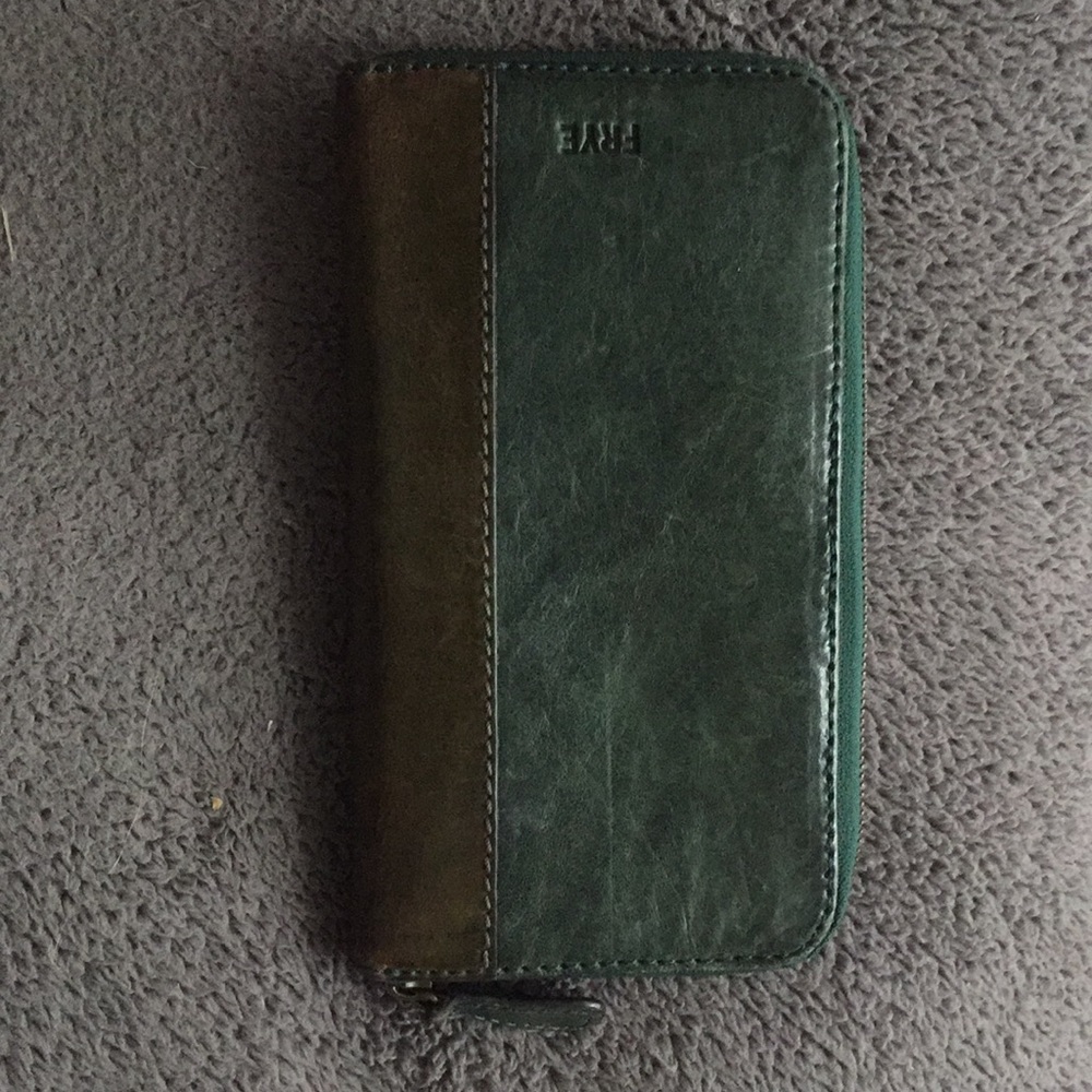 FRYE wallet
